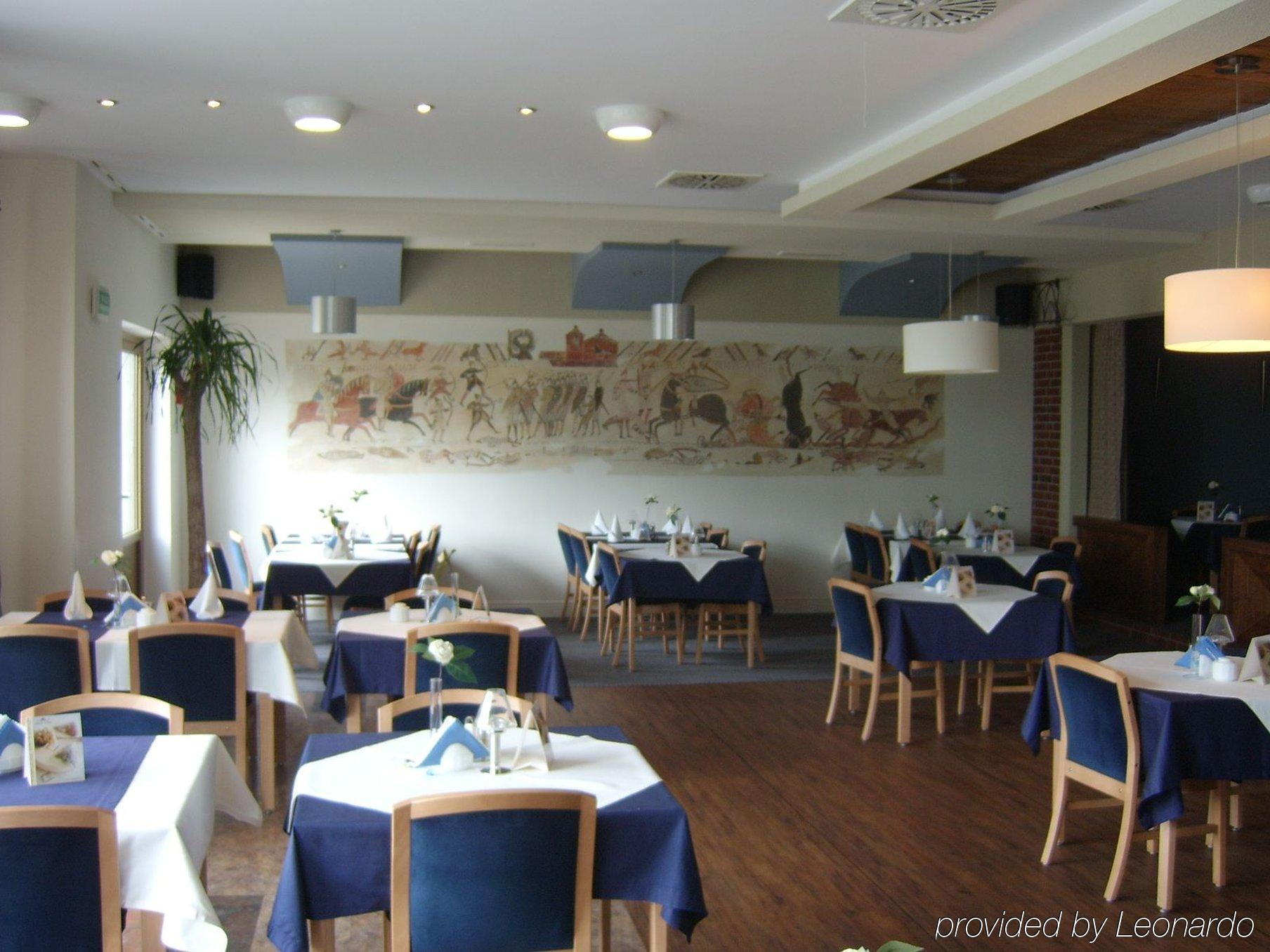 Grot Hotel Malbork Restaurant foto